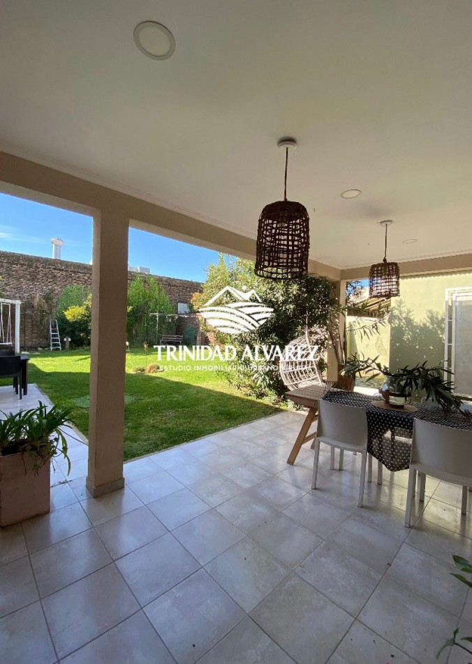 CASA EN VENTA, FUNCIONANDO COMO HOTEL BOUTIQUE