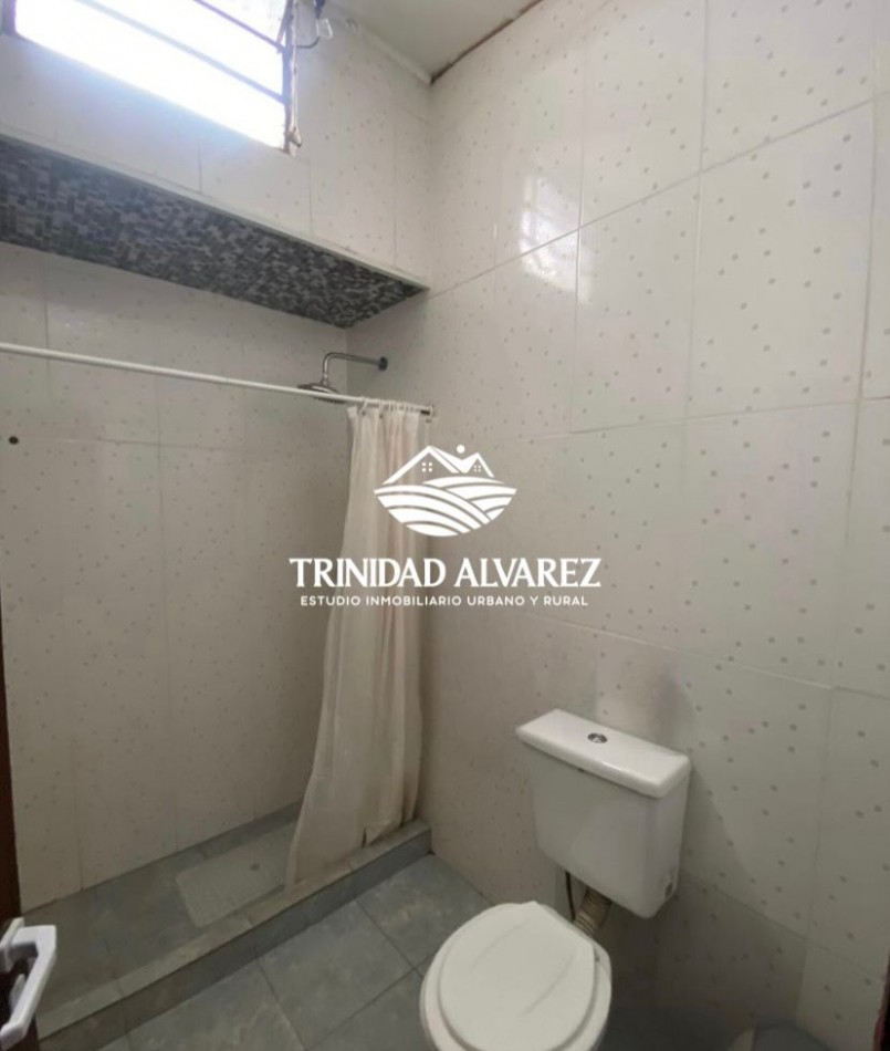 CASA + LOCAL COMERCIAL EN VENTA