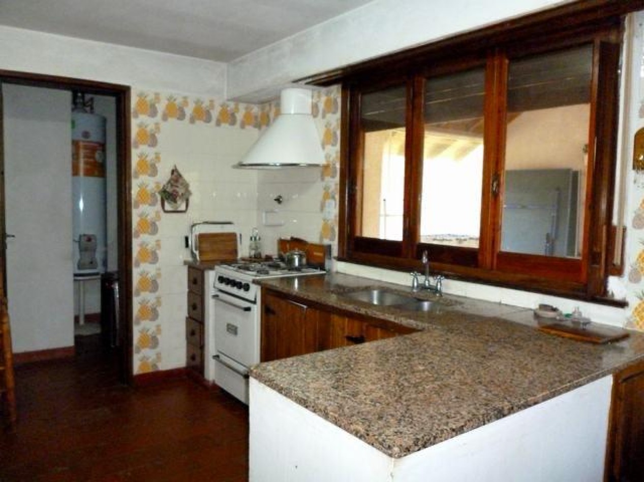 IMPORTANTE CASCO EN VENTA