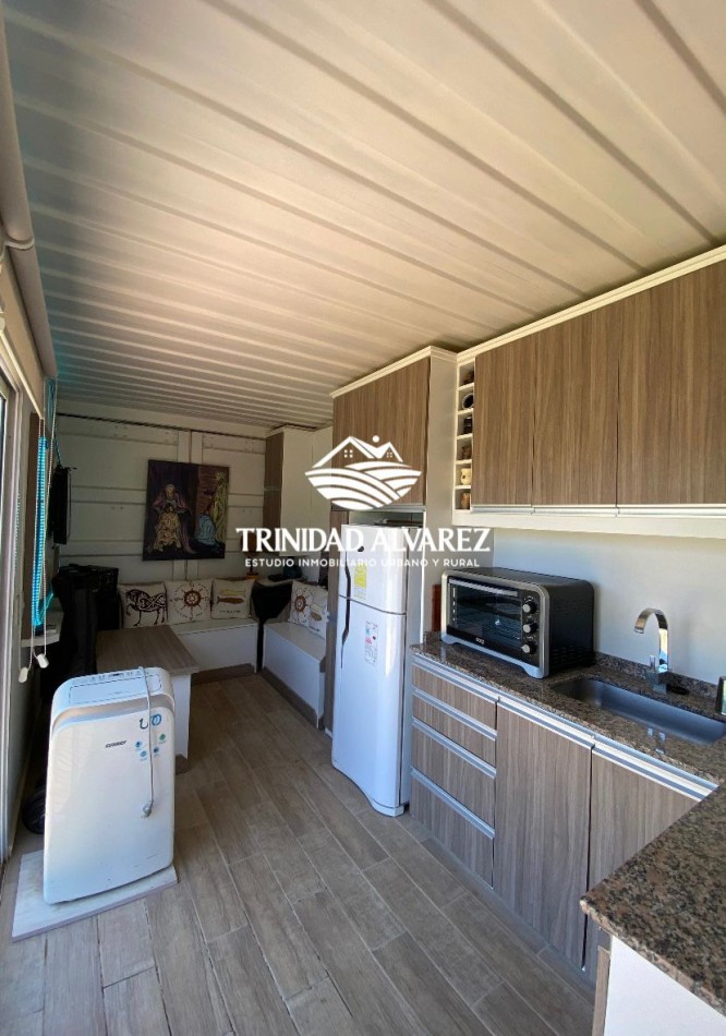 TERRENO + CONTAINER EN VENTA